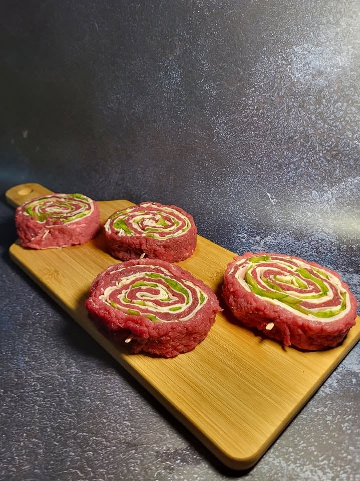 Rosettes de bœuf farcies, préparées sur place