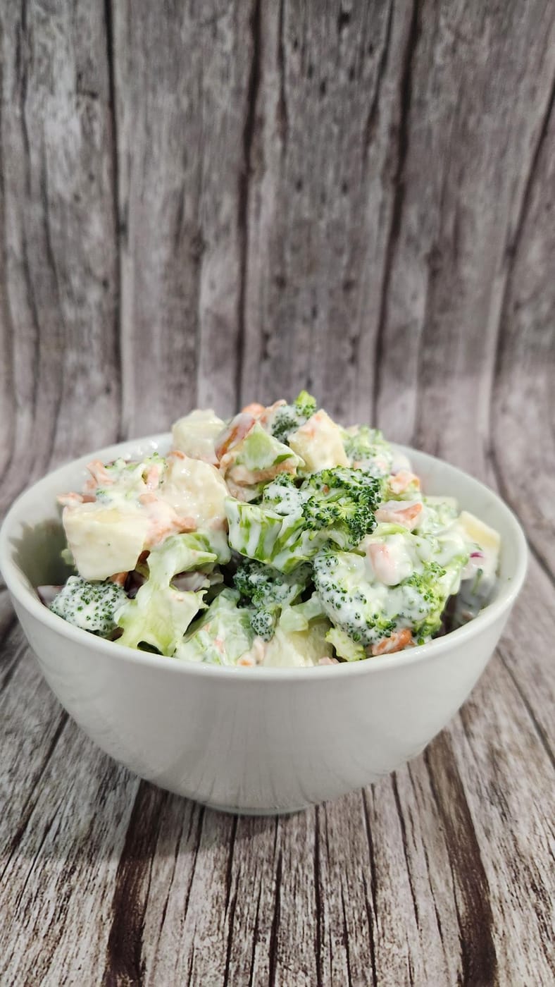 Salade de brocoli à la pomme